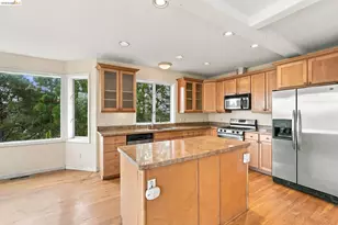2008 Thompson Ln, El Sobrante, CA 94803 - Photo 5