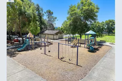 7892 Pineville Cir, Castro Valley, CA 94552 - Photo 89