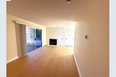 25129 Copa Del Oro Dr #203, Hayward, CA 94545 - Photo 5
