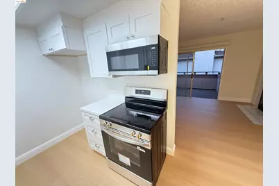25129 Copa Del Oro Dr #203, Hayward, CA 94545 - Photo 9