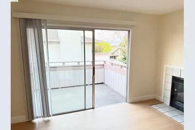 25129 Copa Del Oro Dr #203, Hayward, CA 94545 - Photo 11