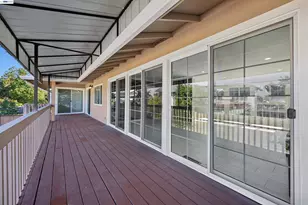 3247 Round Hill Dr, Hayward, CA 94542 - Photo 19