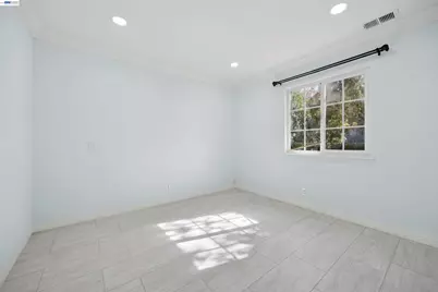 3247 Round Hill Drive, Hayward, CA 94542 - Photo 43
