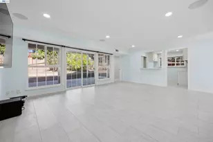 3247 Round Hill Dr, Hayward, CA 94542 - Photo 33