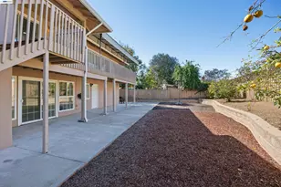 3247 Round Hill Dr, Hayward, CA 94542 - Photo 49