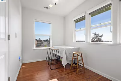 8957 Lawlor St, Oakland, CA 94605 - Photo 17