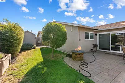 6933 Cedar Ln, Dublin, CA 94568 - Photo 19
