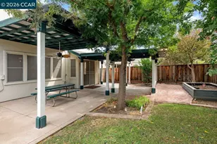1615 Laurelbrook Dr, Tracy, CA 95377 - Photo 47