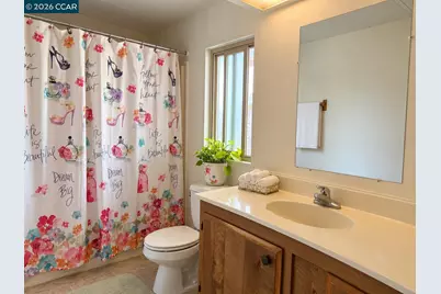 121 Leanne Ln, Concord, CA 94518 - Photo 13
