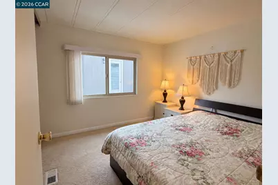 121 Leanne Ln, Concord, CA 94518 - Photo 9