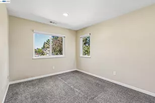 2129 Delucchi Dr, Pleasanton, CA 94588 - Photo 19