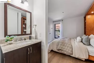 322 Hanover Ave #212, Oakland, CA 94606 - Photo 33
