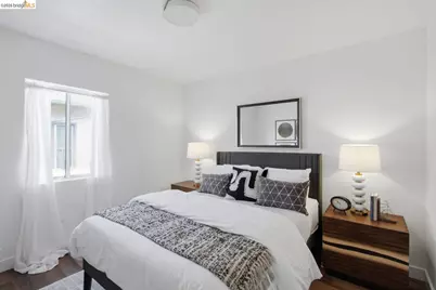 2081 Bonar St, Berkeley, CA 94702 - Photo 15