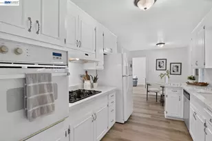 2737 Sulphur Dr, Hayward, CA 94541 - Photo 7