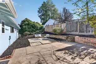 2737 Sulphur Dr, Hayward, CA 94541 - Photo 25