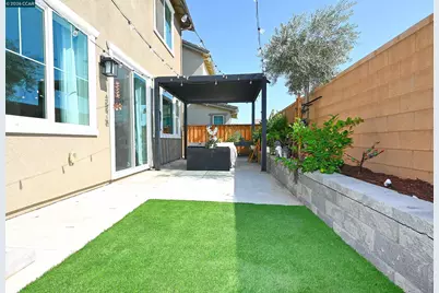 1860 Italia Way, Tracy, CA 95377 - Photo 35