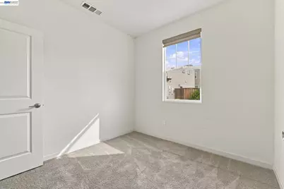 617 Whisper Ln, Pittsburg, CA 94565 - Photo 27