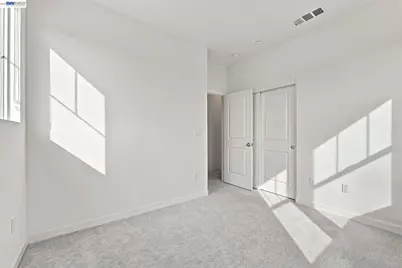 617 Whisper Ln, Pittsburg, CA 94565 - Photo 41