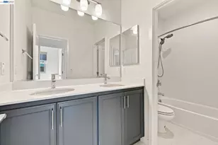 617 Whisper Ln, Pittsburg, CA 94565 - Photo 49