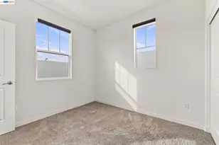 617 Whisper Ln, Pittsburg, CA 94565 - Photo 43