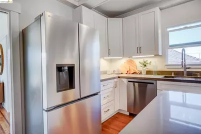 920 55th St, Oakland, CA 94608 - Photo 13