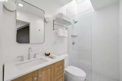 2877 Buena Vista Way, Berkeley, CA 94708 - Photo 21