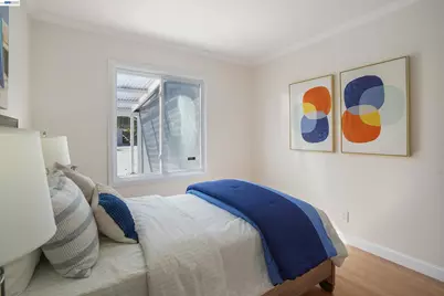 939 Bradley Dr, Daly City, CA 94015 - Photo 23