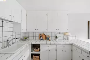 2133 Santa Clara Ave, Alameda, CA 94501 - Photo 13