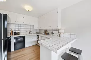2133 Santa Clara Ave, Alameda, CA 94501 - Photo 15