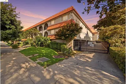 2133 Santa Clara Ave #206, Alameda, CA 94501 - Photo 39