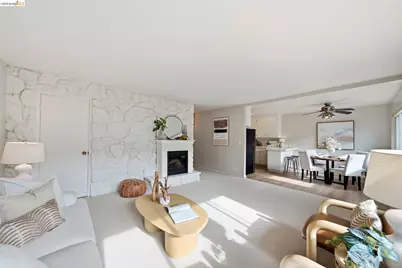 2133 Santa Clara Ave #206, Alameda, CA 94501 - Photo 5