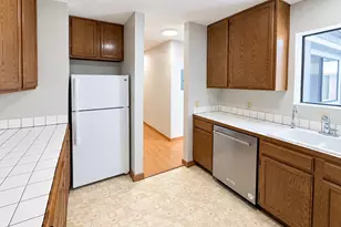 2401 Park Blvd, Oakland, CA 94606 - Photo 7