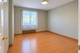 2401 Park Blvd, Oakland, CA 94606 - Photo 9