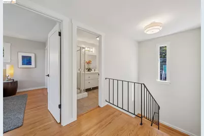 189 Fairlawn Dr, Berkeley, CA 94708 - Photo 27