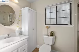1327 Columbus Ave, Livermore, CA 94550 - Photo 33