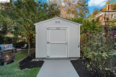 2153 Oregon Street, Berkeley, CA 94705 - Photo 35