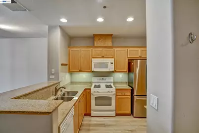 3360 Maguire Way #431, Dublin, CA 94568 - Photo 15