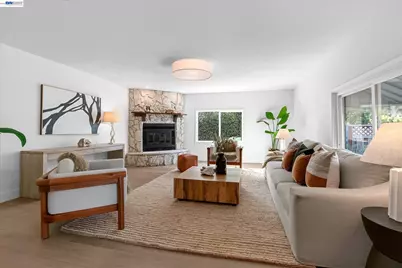 1542 Third St, Alameda, CA 94501 - Photo 5