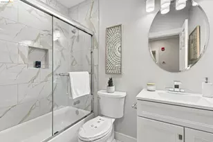 6105 Oakdale Ave, Oakland, CA 94605 - Photo 37