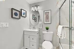 6105 Oakdale Ave, Oakland, CA 94605 - Photo 35