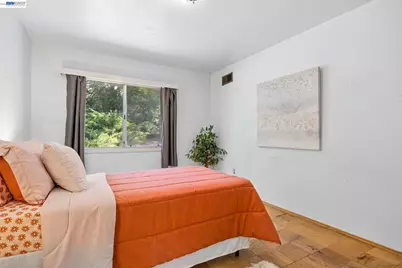 24227 Palomares Rd, Castro Valley, CA 94552 - Photo 9