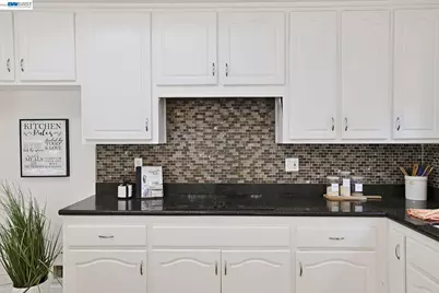 3015 Savanna Dr, Tracy, CA 95377 - Photo 17
