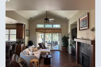 1905 Marciel, Livermore, CA 94551 - Photo 5