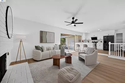 7918 Hillsboro Ct, Pleasanton, CA 94588 - Photo 9