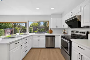 7918 Hillsboro Ct, Pleasanton, CA 94588 - Photo 11