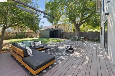 2413 Browning St, Berkeley, CA 94702 - Photo 41