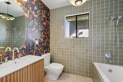 2413 Browning St, Berkeley, CA 94702 - Photo 65