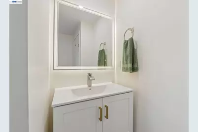 1417 102nd Ave, Oakland, CA 94603 - Photo 27