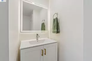 1417 102nd Ave, Oakland, CA 94603 - Photo 27