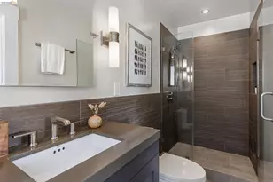 5377 Bryant Ave, Oakland, CA 94618 - Photo 19